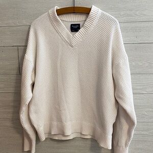 Abercrombie & Fitch Cream V-Neck Sweater